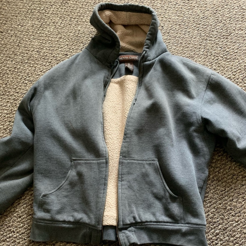 fleece sweatshirt